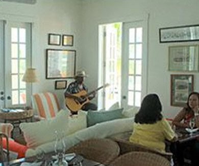 The Sandpiper Inn